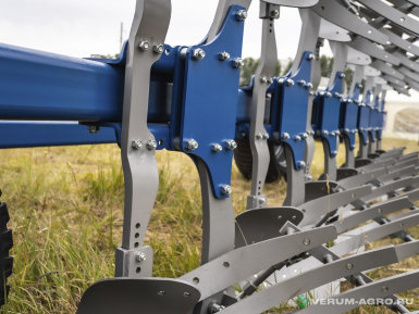 Плуги и глубокорыхлители - СВЕТЛОГРАДАГРОМАШ JUPITER  (7+1) SС c предплужниками