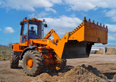 Фронтальные погрузчики - АМКОДОР 332-С4 