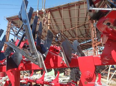 Плуги и глубокорыхлители - ALPLER 6-и корпусный оборотный плуг (5+1), on - land, c предплужниками, перьевой отвал