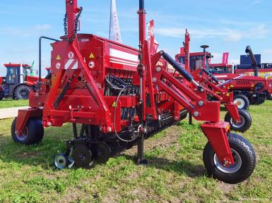 Сеялки - БРЯНСКСЕЛЬМАШ СПС-6500-03 