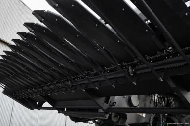 Жатки и оборудование для комбайнов - HOFFMANN Жатка для уборки подсолнечника Hoffmann ind. Безрядковая (5,0м.)  7-Series 