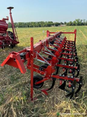 Культиваторы - ЮЖНЫЙ ВЕТЕР Культиватор междурядный КРН-5,6 без системы внесения удобрений