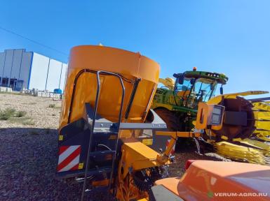 Кормораздатчики-смесители - LUCAS G Spirmix 260