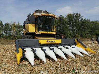 Жатки и оборудование для комбайнов - AKTURK MAKINA Rock 8 Жатка кукурузная