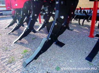 Плуги и глубокорыхлители - QUIVOGNE Глубокорыхлитель SSDR 9/400 с гидравлически тандемным игольчатым катком