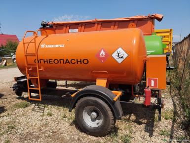 Прицепы для с/х техники - ЛЕНКОМТЕХ ЛКТ-4ТЗ Топливозаправочный