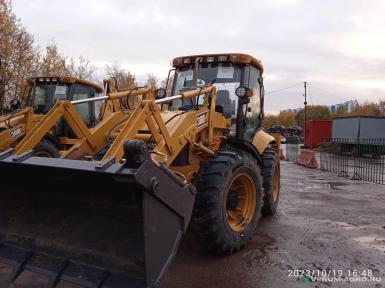 Колесные тракторы - JCB SHANMON 388H Равноколесный экскаватор-погрузчик (джойстики)