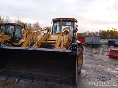 Колесные тракторы - JCB SHANMON 388H Равноколесный экскаватор-погрузчик (джойстики)