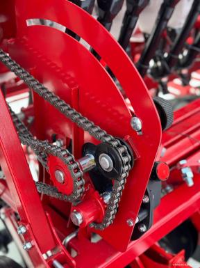 Сеялки - БЕЛИНСКСЕЛЬМАШ Астра-5,4А-06 Вариаторная, прикатывающие колёса