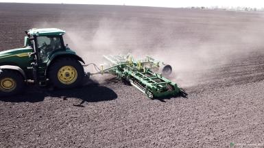 Культиваторы - ЗАВОД ИМЕНИ МЕДВЕДЕВА Культиватор стрельчатый предпосевной широкозахватный КСПШ-8М с чугунным прикатчиком