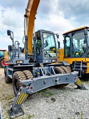 Экскаваторы - XCMG XE150WD Колесный