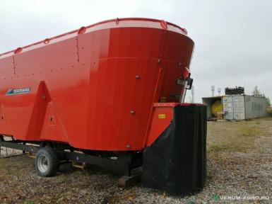 Кормораздатчики-смесители - KUHN смеситель раздатчик корма KUHN серии CENTRAMIX 45.3 DL   CENTRAMIX 45.3 DL 