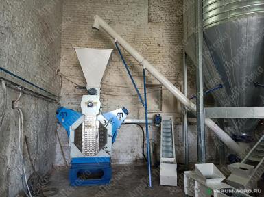 Прочее - КМЗ-2 Линия производства комбикорма ДПМ-37, СВШ-5,5 (2шт.), КМРМ-400, КО-18,5А