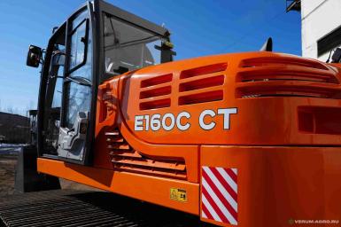 Экскаваторы - UMG Экскаватор E160C CT 