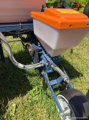 Сеялки - ЮМЗ ГРУПП Сеялка пневматическая точного высева МС-8