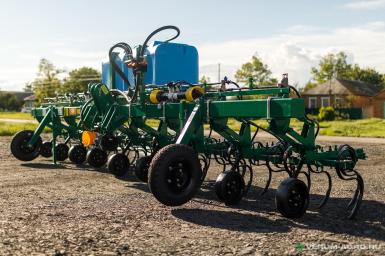 Культиваторы - КРОНОС Культиватор КРК-5.6 с ЖКУ 500 литров  (3-s обр стойки на секции)