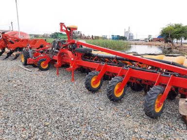 Сеялки - VADERSTAD Tempo R TPR 18
