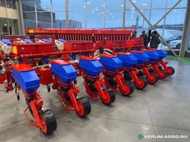 Сеялки - ТСА ТС-М4150А Сеялка пневматическая точного высева ТС-М 4150А