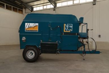 Кормораздатчики-смесители - NEWMIX HR 3