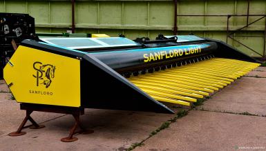 Жатки и оборудование для комбайнов - SANFLORO Light  8.5 Жатка подсолнечниковая безрядковая 