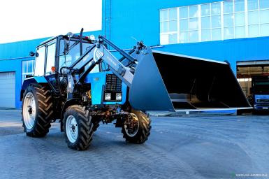 Подъемники - САЛЬСКСЕЛЬМАШ КУН (TURS)-1000-0 Погрузчик для МТЗ