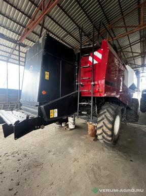 Зерноуборочные комбайны - РОСТСЕЛЬМАШ Вектор 410 