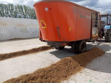 Кормораздатчики-смесители - MASTER MIXER Кормораздатчик-смеситель КС-1300