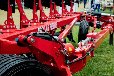 Плуги и глубокорыхлители - SOLAR FIELDS Плуг оборотный ShiftMaster 6XKX-650