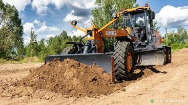 Грейдеры - UMG ГС-14.02 Автогрейдер
