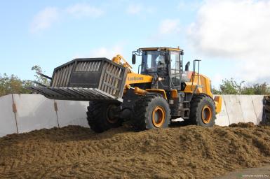 Фронтальные погрузчики - LIUGONG CLG 856 H AGRI