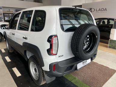 Легковой автотранспорт - Niva 1.7 MT (80 л.с.) 4WD