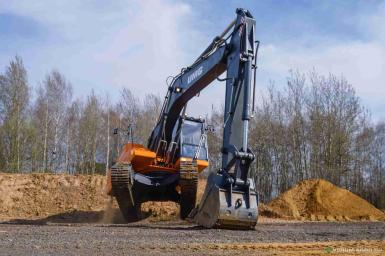 Экскаваторы - UMG Гусеничный экскаватор E245C 
