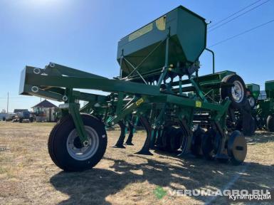 Сеялки - АГРОТЕХНИКА Сеялка - культиватор СКП-2,1 Д