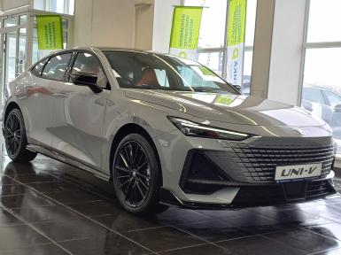 Легковой автотранспорт - CHANGAN UNI-V 1.5 AMT (181 л.с.)