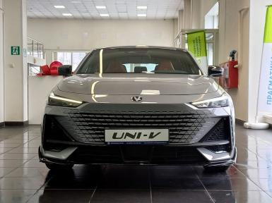 Легковой автотранспорт - CHANGAN UNI-V 1.5 AMT (181 л.с.)