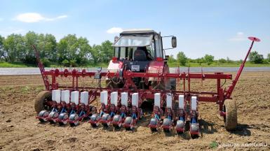 Сеялки - КЛЁН Сеялка Клен-5,6 12 секций