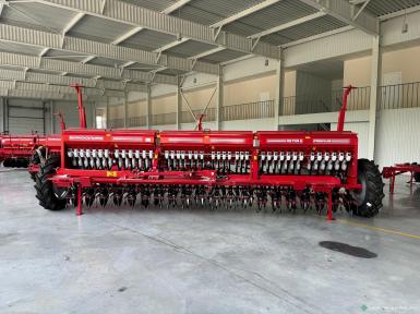 Сеялки - БЕЛИНСКСЕЛЬМАШ Астра-6 СЗ-6 с Транспортным устройством