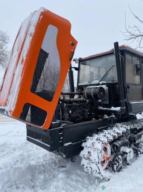 Гусеничные тракторы - ВЗТТ ВТГ-100 с реверс-редуктором, с прямым неповоротным отвалом