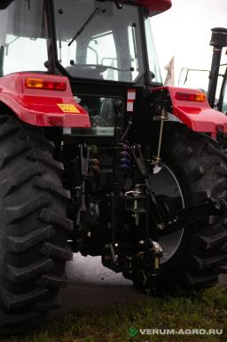 Колесные тракторы - YTO X1304