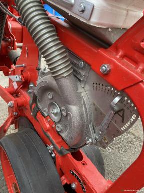 Сеялки - OZDOKEN Пневматическая сеялка точного высева  VPHE-D8 