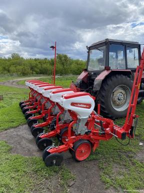 Сеялки - OZDOKEN Пневматическая сеялка точного высева  VPHE-D8 