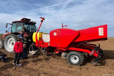 Сажалки - HEILONGJIANG DEWO TECHNOLOGY 2CMQ-4A 