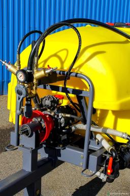 Опрыскиватели прицепные - САЛЬСКСЕЛЬМАШ ОПСВ-2000Р Опрыскиватель полуприцепной садовый вентиляторный