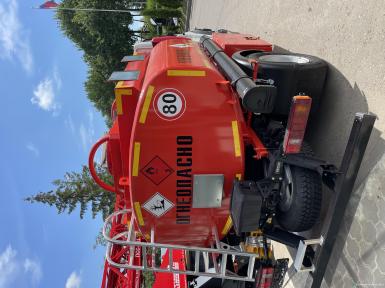 Грузовой автотранспорт - ГАЗ Автотопливозаправщик C41R13