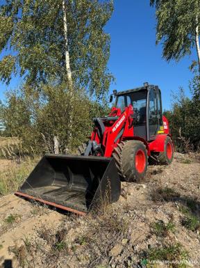 Мини-погрузчики - POLAR BADGER WL50 