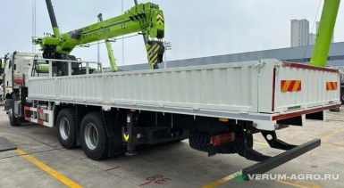 Грузовой автотранспорт - FAW J6P CA3250 Бортовой грузовик с КМУ ZOOMLION ZLT2000V5