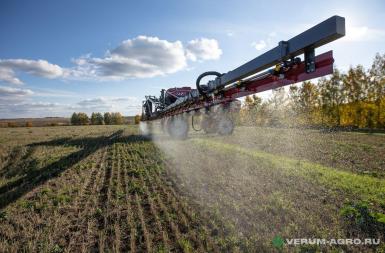 Опрыскиватели самоходные - UTA-3000 Самоходный опрыскиватель  UTA-3000.G