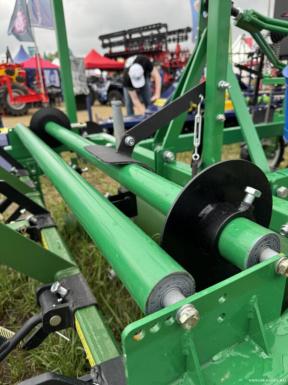 Прочее - ГАСПАРАГРО Пленкоукладчик с пневматической сеялкой 