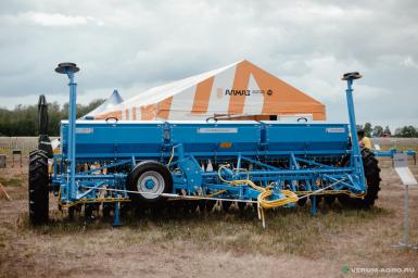 Сеялки - VITA Сеялка зернотуковая рядовая  СЗ-5,4 Standart сошники  и загортачи с ТУ РЗЗ 105.00.000-03