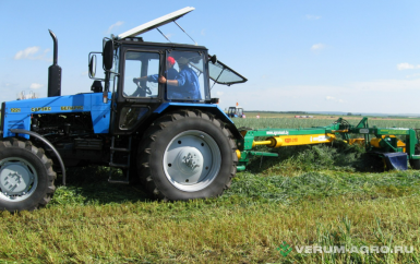 Косилки - БОБРУЙСКАГРОМАШ КДП-310 Косилка дисковая полуприцепная (с плющильными вальцами)